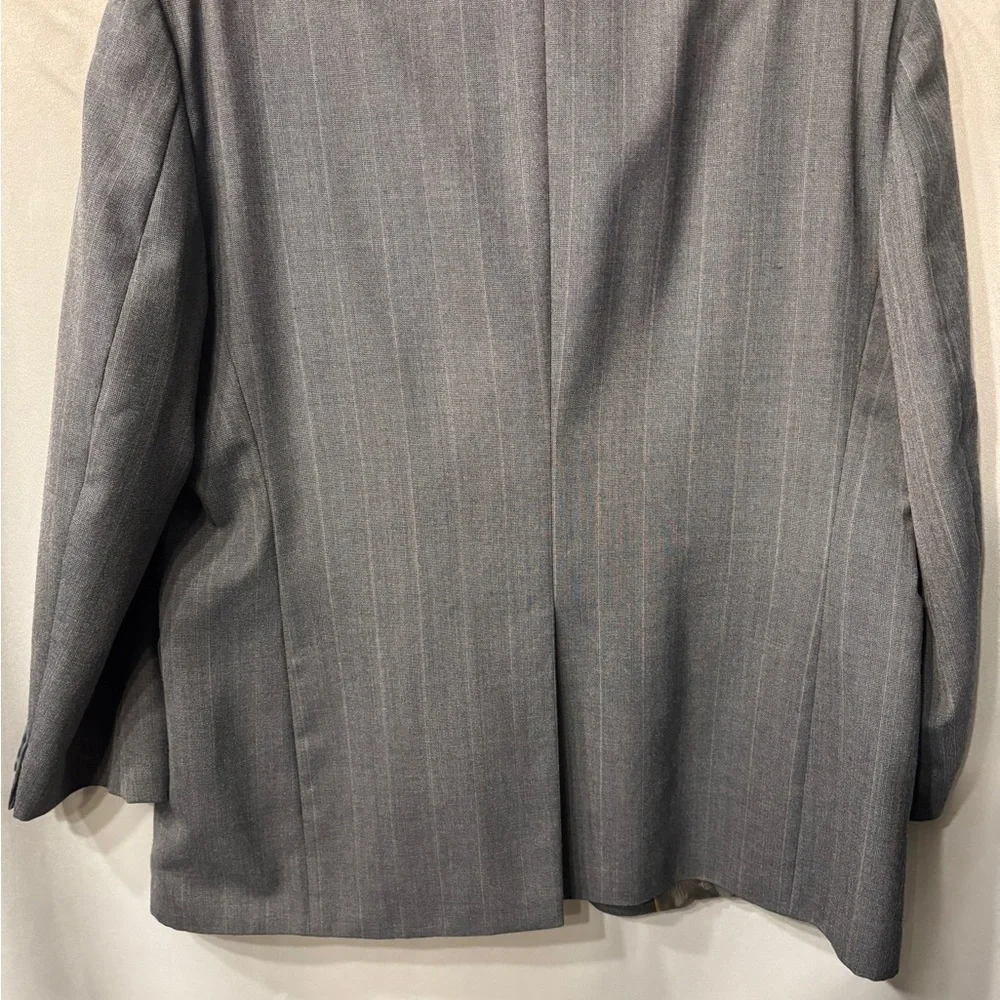 Imperial by Haggar - 2-Button Suit/Sports Coat - Gray w/tan line - Men’s Size 46